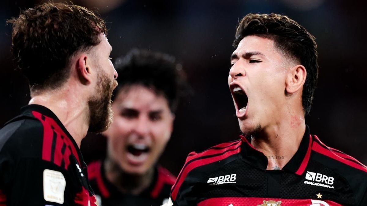 Flamengo tem pênalti no último lance, vence Atlético-MG e volta à liderança