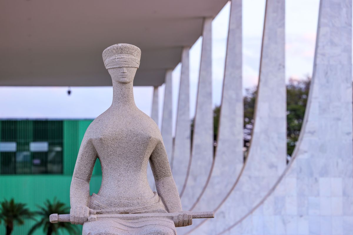 Intervenção em debate escala exposição de TSE e STF no jogo político