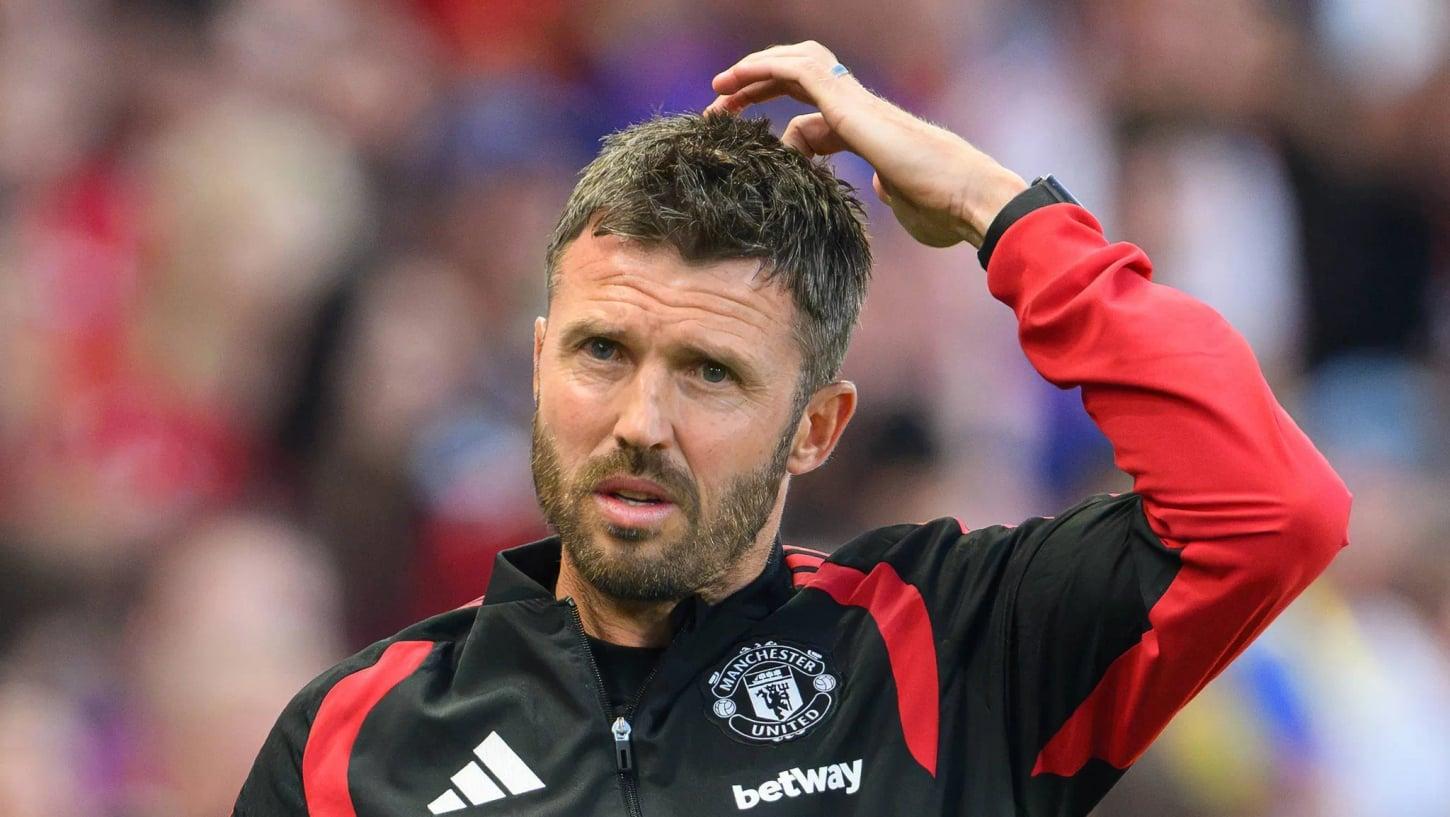 Manchester United atravessa crise, mas Carrick segue como técnico enquanto diretores divergem sobre futuro