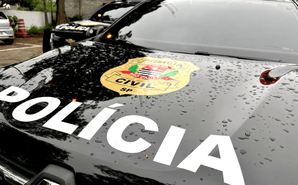 Mulher que vivia isolada há 18 anos é resgatada no interior de SP