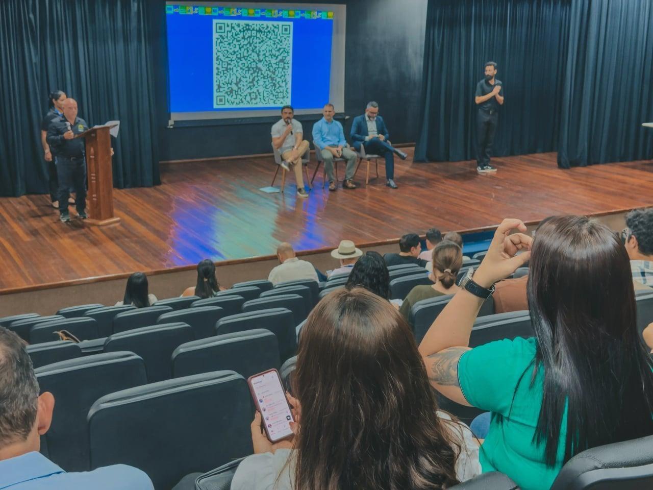 Parceria na gestão de resíduos sólidos é tema de audiência pública