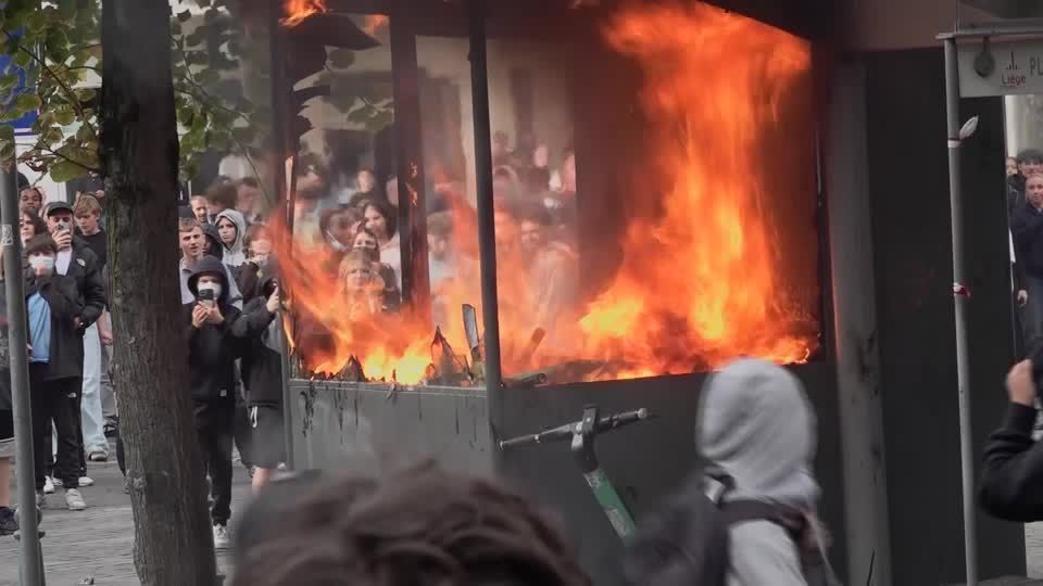 Protesto estudantil na Bélgica termina em confronto com a polícia