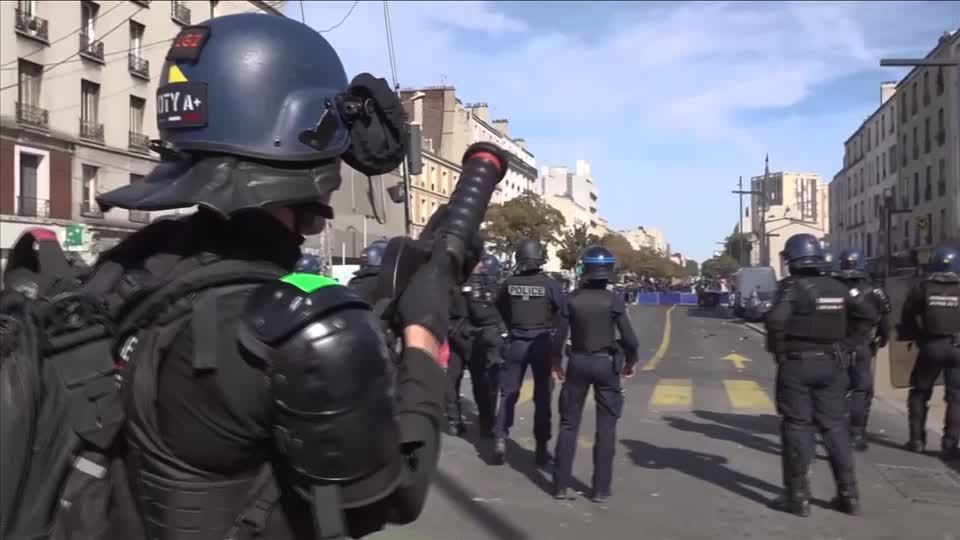 Protestos estudantis terminam em confrontos e prisões na Bélgica