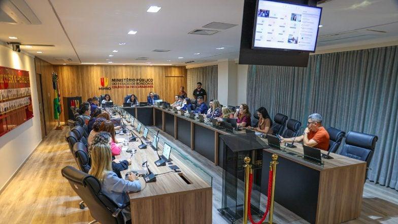 Reunião do MPRO alinha diretrizes sobre BNCC e educação digital em Rondônia