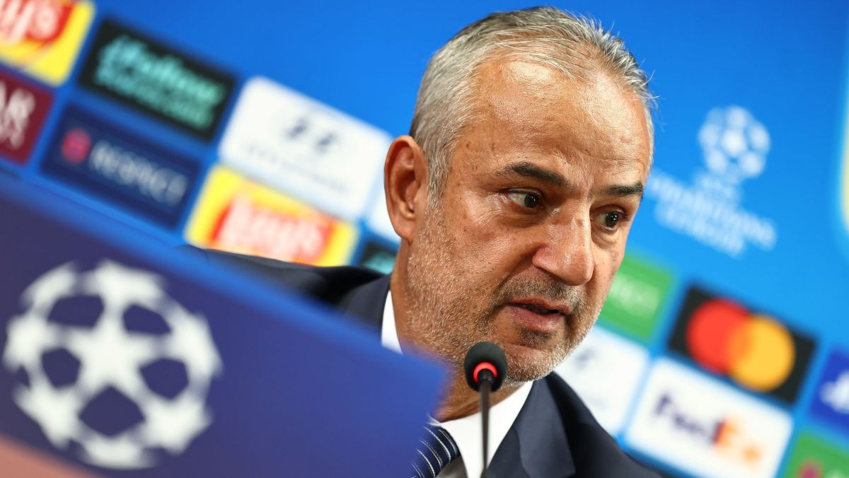 Técnico deixa o comando do Fenerbahçe após derrota e confusão no clássico