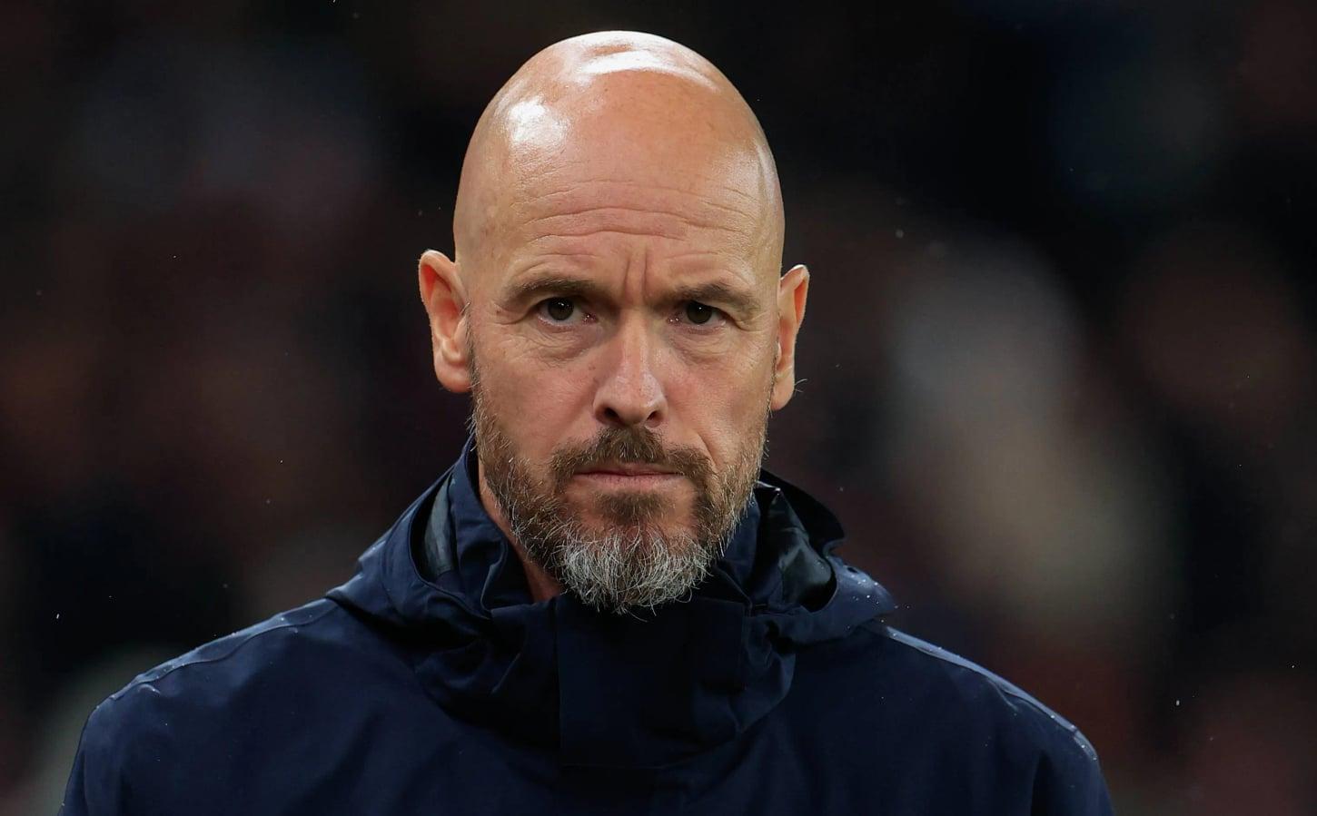 Ten Hag comenta sobre críticas de ídolos e seu impacto no elenco do United