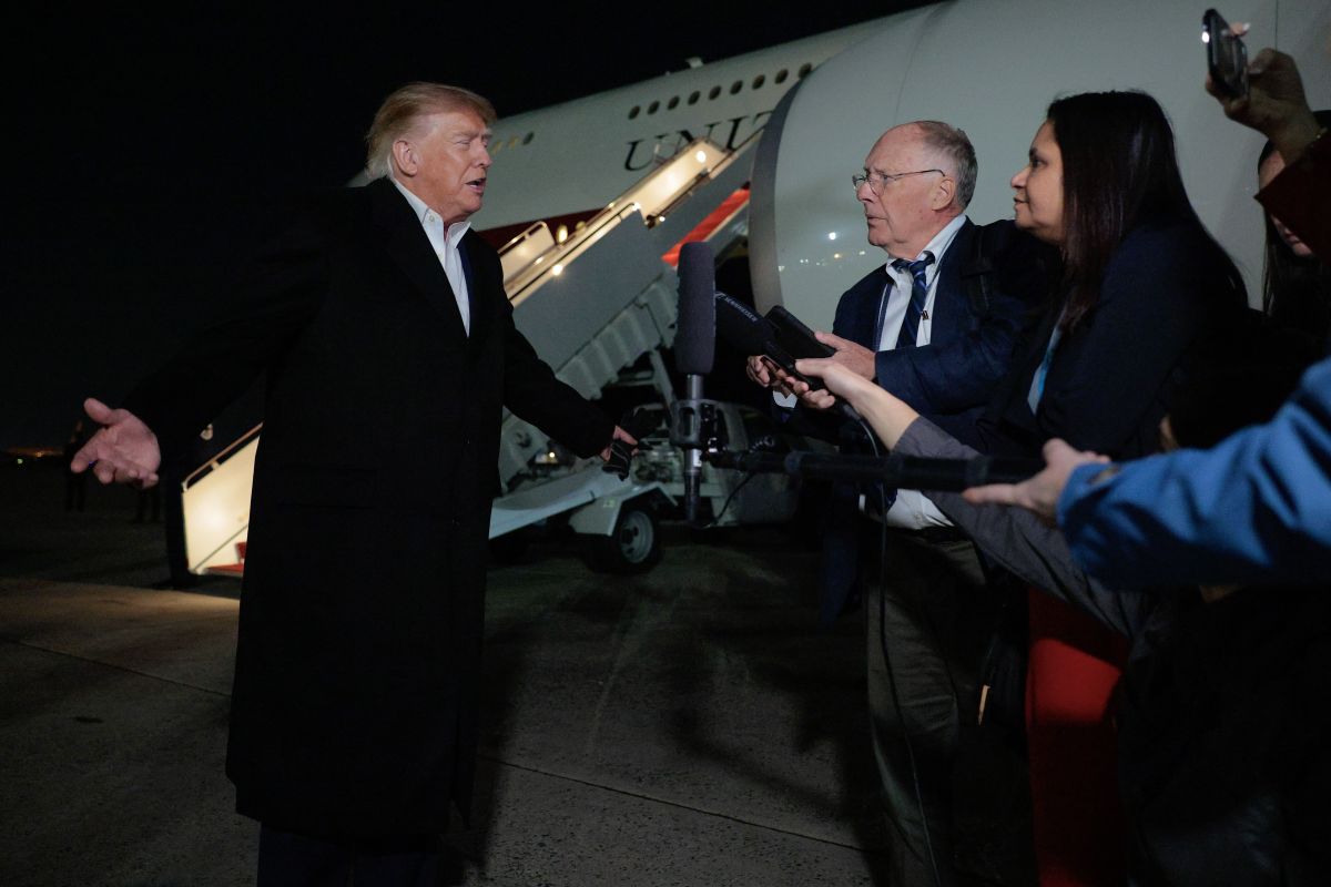Trump diz que eleição foi “estranha” e aprovaria entrada de Flávio nos EUA
