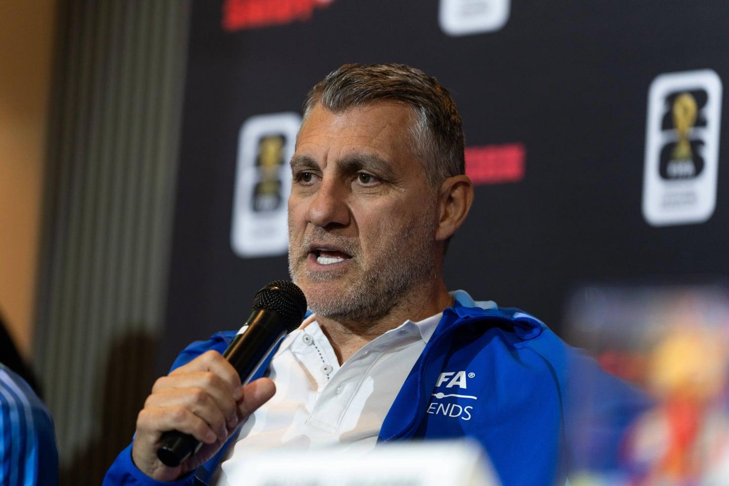 Vieri: ‘Finalmente o Milan encontrou um atacante de qualidade após anos’
