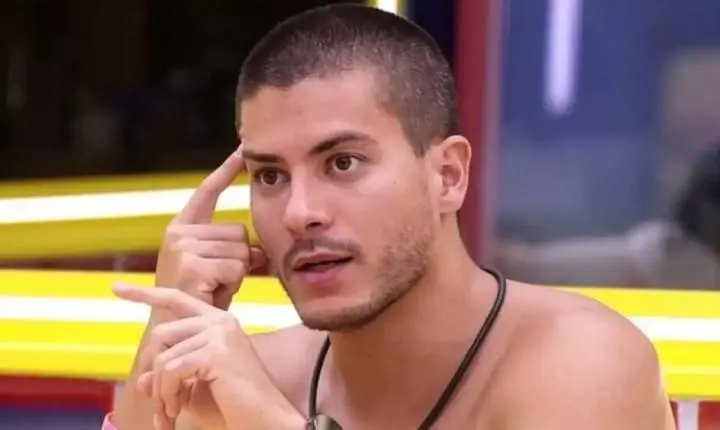 Arthur Aguiar quebra silêncio sobre ordem de despejo: “Não tem mais limite”