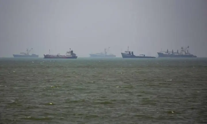 Autoridade iraniana afirma que os EUA atacaram barcos de pesca em Ormuz