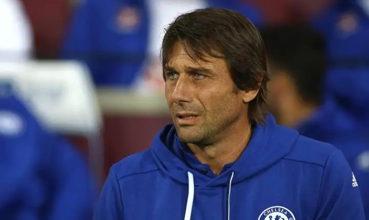 Conte: ‘Enquanto na Premier League usam bazucas, o resto ainda se contenta com pistolas’