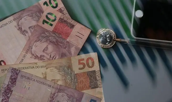 Copom reduz Selic em meio à desaceleração econômica
