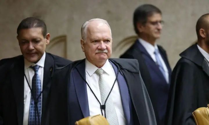 Decisão de Fachin não cessará “guerra de ofícios”, diz especialista