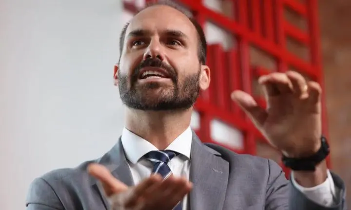 Eduardo Bolsonaro classifica ordem de prisão de Moraes como “arbitrária e inócua”