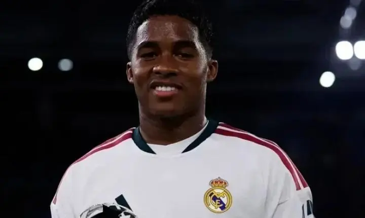 Endrick revela surpresa com Mourinho após ser melhor em campo na Champions