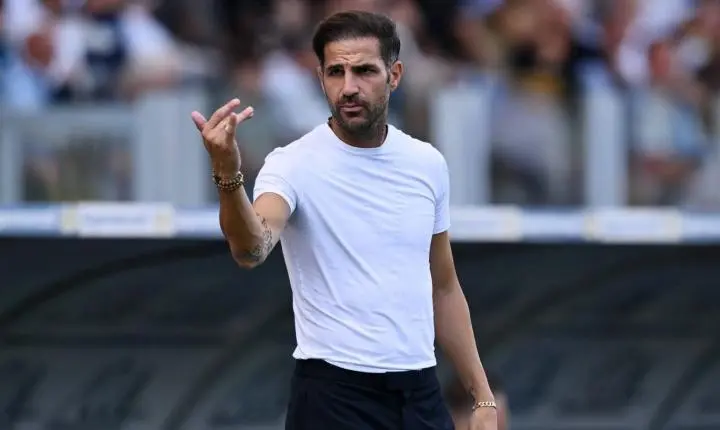 Fàbregas critica a seleção italiana por lesão de Kean: ‘Ele jogou 90 minutos machucado’