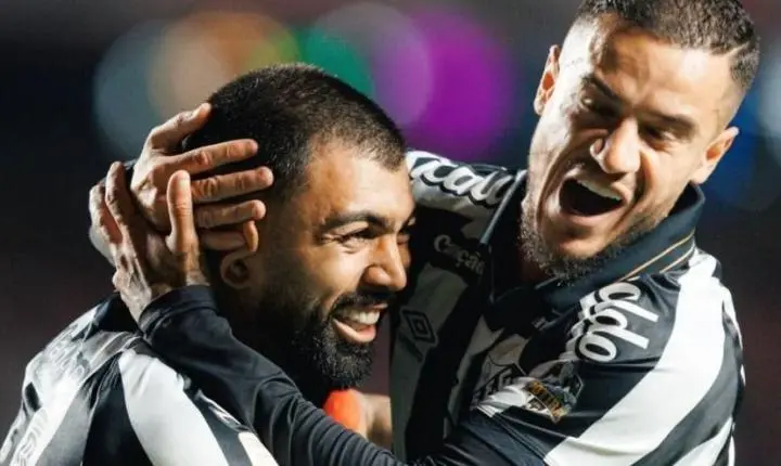 Gabigol brilha, e Santos vence o São Paulo em jogo atrasado do Brasileirão