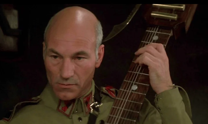 Hugh Jackman e outros famosos lamentam a morte de Patrick Stewart