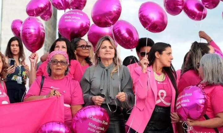 Importância do diagnóstico precoce é ressaltada pela deputada Flávia Morais durante o Outubro Rosa