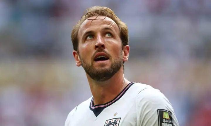 Kane comemora feitos na Inglaterra: ‘Supera até os meus sonhos mais loucos’