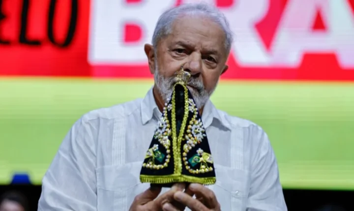 Lula registra aumento entre católicos e evangélicos, segundo Quaest