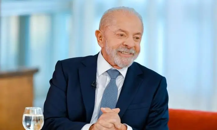 Lula retoma mote de Dilma em 2014 e assume o slogan “mudança continua”