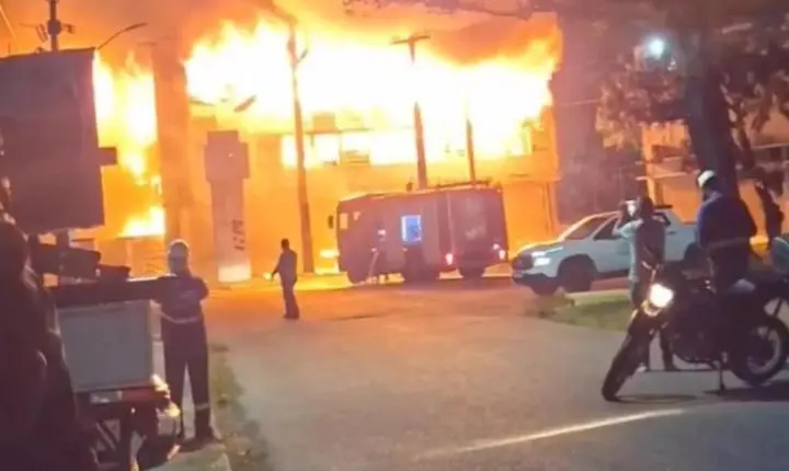 MEC anuncia R$ 128 milhões para reconstrução e equipamentos da UFPE após incêndio