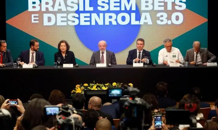 Nova fase do Desenrola é lançada com aquisição de dívidas pela União