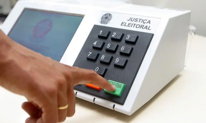 Nova fonte, barra de progresso: veja o que muda nas urnas em 2026