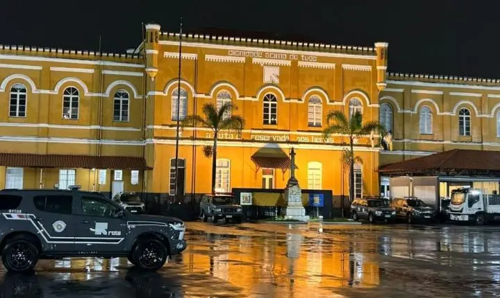 Operação prende investigado por intermediar propinas em Bauru (SP)