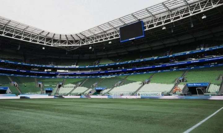 Palmeiras x Corinthians: horário e onde assistir ao clássico do Brasileirão