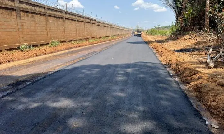 Pavimentação da Estrada das Granjas transforma o acesso no bairro Nova Esperança