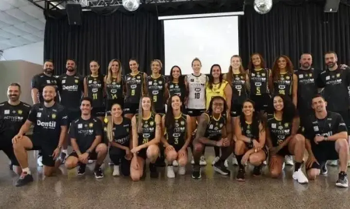 Praia Clube apresenta time feminino de vôlei para a temporada 2026-27