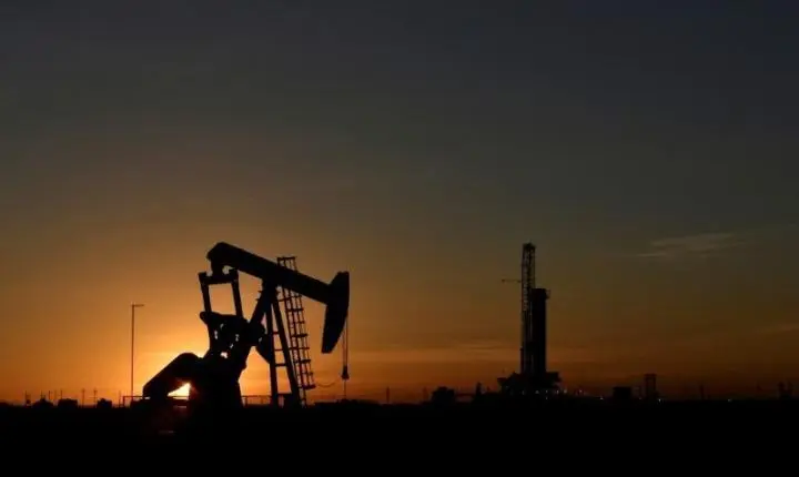 Preços do petróleo sobem com guerra da Ucrânia no radar