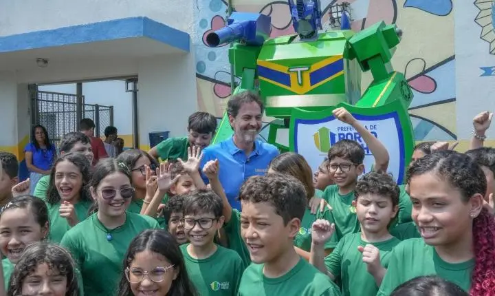 Prefeitura de Porto Velho introduz robô de monitoramento nas escolas municipais