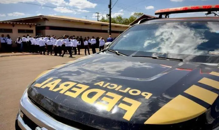 Quase metade dos policiais federais relata sofrimento psíquico, diz estudo