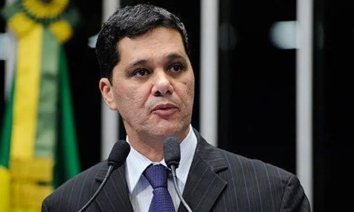 Real Time: Ferraço lidera cenários de 1º e 2º turnos ao governo do ES