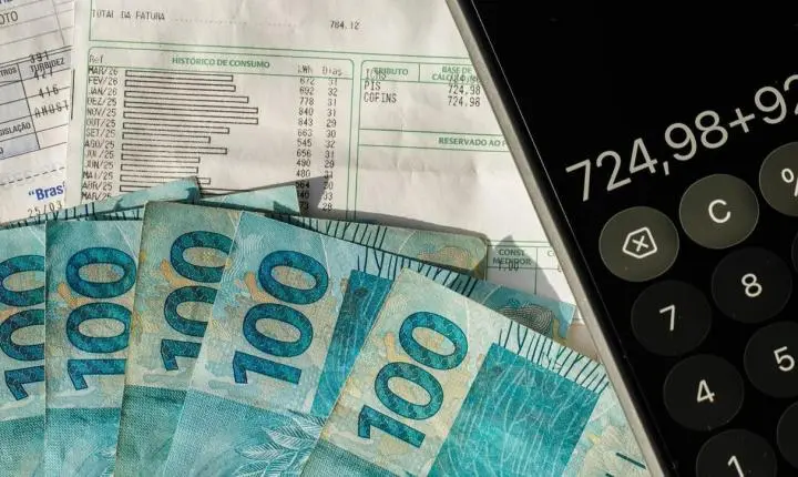 Receita Federal registra arrecadação superior a R$ 2 trilhões nos primeiros oito meses