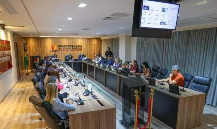 Reunião do MPRO alinha diretrizes sobre BNCC e educação digital em Rondônia