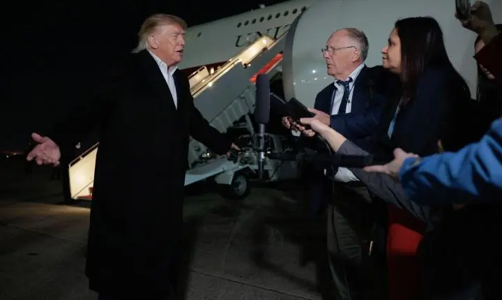 Trump diz que eleição foi “estranha” e aprovaria entrada de Flávio nos EUA
