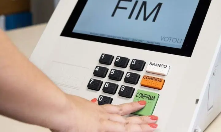 TSE informa que 1.551 urnas precisaram ser substituídas no segundo turno