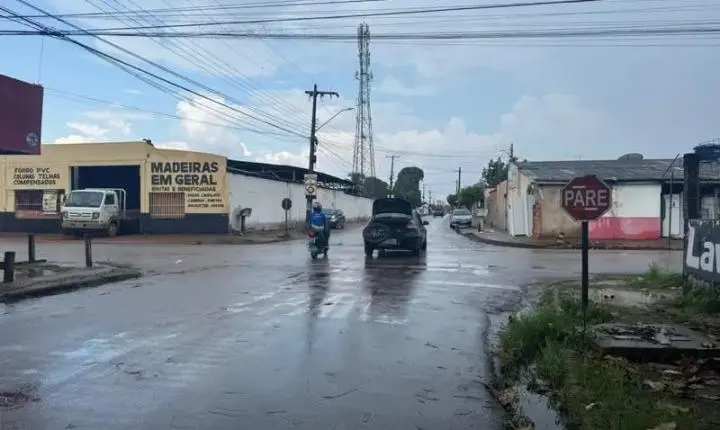 Vereador Edimilson Dourado reforça pedido por quebra-molas na Rua Angico para reduzir acidentes na zona sul