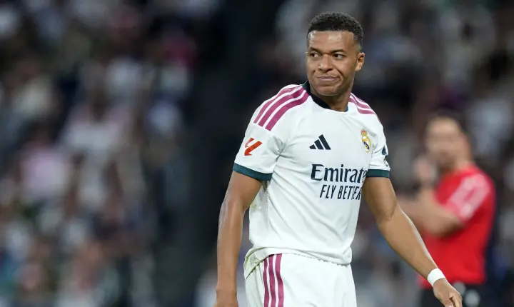 Vencedor da Bola de Ouro critica Mbappé: ‘Ele não se aplica ao prêmio’
